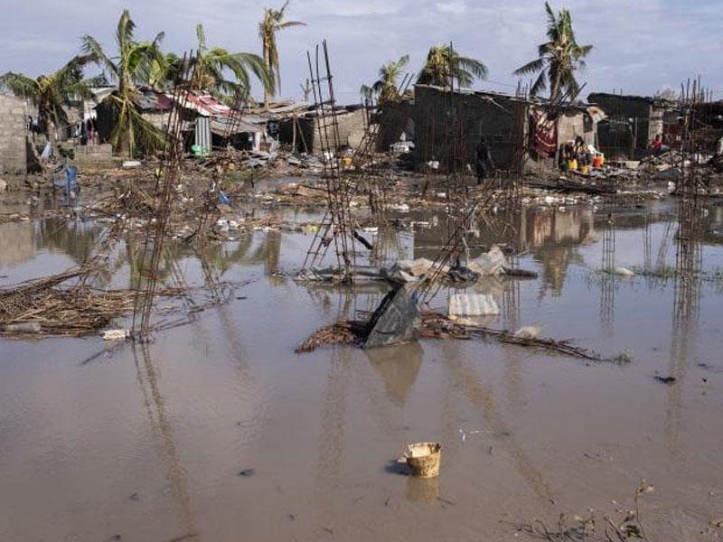 Hindistanda HƏYƏCAN: Siklon səbəbindən 1 milyon insan...